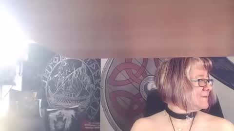 Michelle online show from November 29, 10:18 am