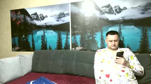 Kleosnow online show from May 9, 9:03 am