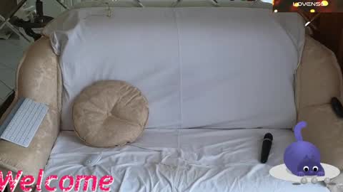 Snapshot of klitores chatting on February 3, 6:24 am ALYONA online show from February 3, 6:24 am