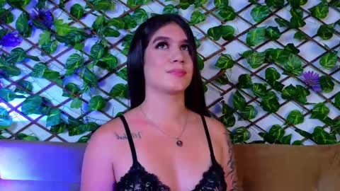 kloe_bella online show from October 9, 3:37 am