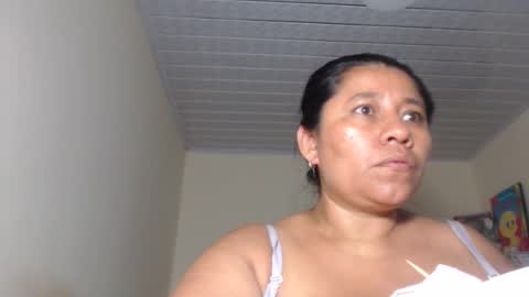 Snapshot of kloe_boobs chatting on February 11, 4:44 am Kloe online show from February 11, 4:44 am