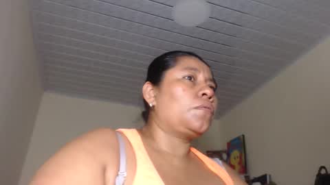 Snapshot of kloe_boobs chatting on February 12, 5:15 am Kloe online show from February 12, 5:15 am