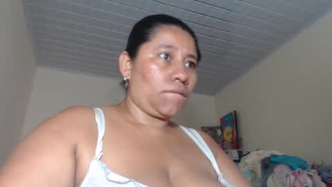 Snapshot of kloe_boobs chatting on February 17, 6:04 pm Kloe online show from February 17, 6:04 pm