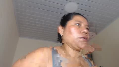 Snapshot of kloe_boobs chatting on February 24, 4:58 pm Kloe online show from February 24, 4:58 pm