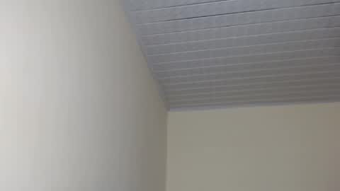 Snapshot of kloe_boobs chatting on March 1, 12:07 am Kloe online show from March 1, 12:07 am