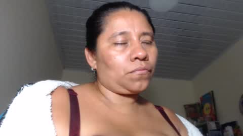 Snapshot of kloe_boobs chatting on October 26, 7:03 am Kloe online show from October 26, 7:03 am