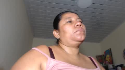 Snapshot of kloe_boobs chatting on October 28, 10:12 pm Kloe online show from October 28, 10:12 pm