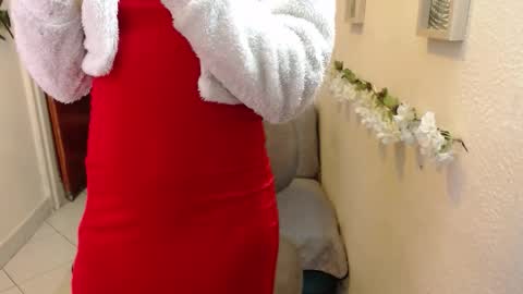 Kloe deker online show from December 15, 1:48 pm