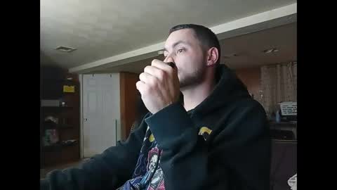 LOUiViLAN online show from January 8, 10:15 am