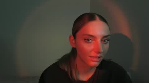 kmb25 online show from March 12, 2:39 am