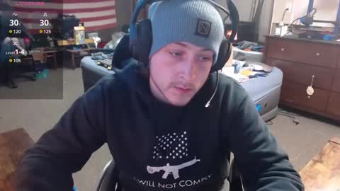 Snapshot of kneesdown321 chatting on January 30, 1:22 am kneesdown321 online show from January 30, 1:22 am