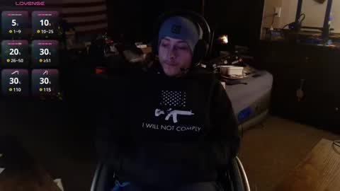 Snapshot of kneesdown321 chatting on February 1, 4:56 am kneesdown321 online show from February 1, 4:56 am