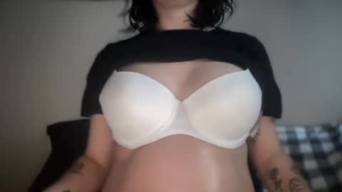 knextdoor online show from September 18, 7:05 pm