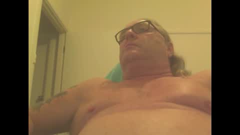 knobout online show from December 19, 6:12 am