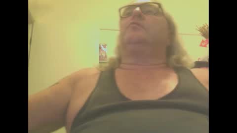 knobout online show from January 12, 7:43 am