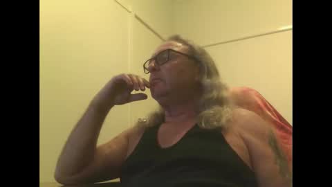 knobout online show from March 26, 12:44 pm