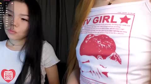 Sakura  Azumi online show from February 17, 1:10 pm