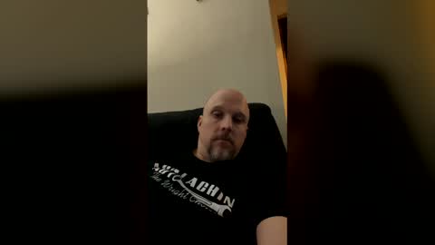 knotdaddy1983 online show from April 3, 1:53 pm
