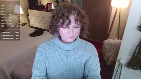 knowlita  online show from December 12, 10:09 pm