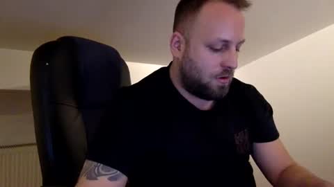 hugo online show from March 12, 2:50 am