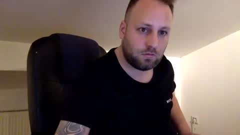 hugo online show from March 22, 1:53 am