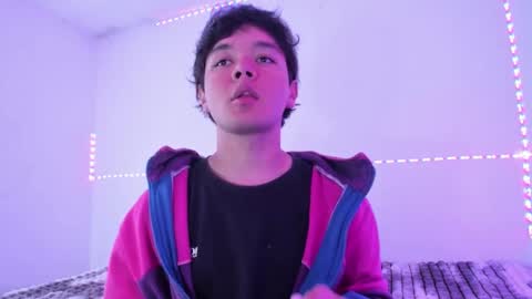 Snapshot of kody_sexy chatting on March 8, 9:29 pm kody_sexy online show from March 8, 9:29 pm