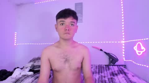 Snapshot of kody_sexy chatting on April 4, 8:39 pm kody_sexy online show from April 4, 8:39 pm