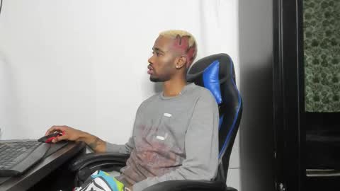 kofi online show from November 20, 5:01 pm