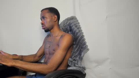 kofi online show from January 9, 7:04 pm