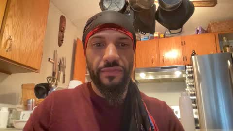 Snapshot of kofigardner chatting on April 3, 11:03 pm A Dick Ting online show from April 3, 11:03 pm