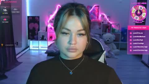 Mia online show from October 29, 12:57 am