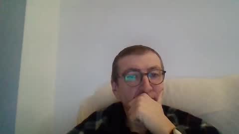 JUAN CARLOS online show from December 19, 8:02 pm