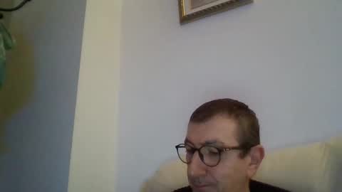 JUAN CARLOS online show from October 8, 7:00 pm