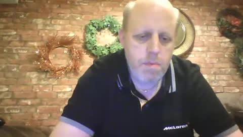 Snapshot of kona_blast chatting on December 14, 1:50 am Neil online show from December 14, 1:50 am