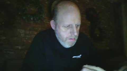 Snapshot of kona_blast chatting on December 16, 6:53 am Neil online show from December 16, 6:53 am