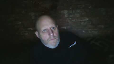 Snapshot of kona_blast chatting on December 18, 6:57 pm Neil online show from December 18, 6:57 pm