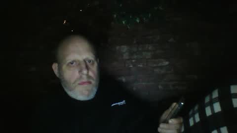 Snapshot of kona_blast chatting on December 20, 5:36 am Neil online show from December 20, 5:36 am