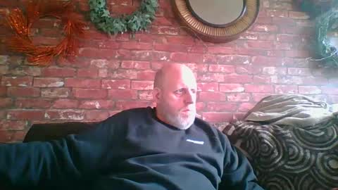 Snapshot of kona_blast chatting on December 22, 2:38 pm Neil online show from December 22, 2:38 pm