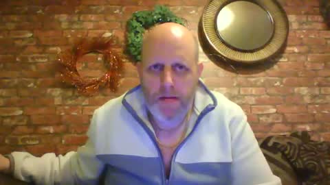 Snapshot of kona_blast chatting on December 23, 10:32 am Neil online show from December 23, 10:32 am