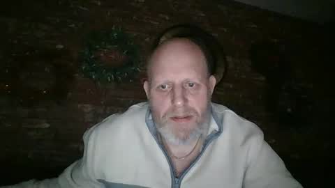 Snapshot of kona_blast chatting on December 23, 10:33 pm Neil online show from December 23, 10:33 pm
