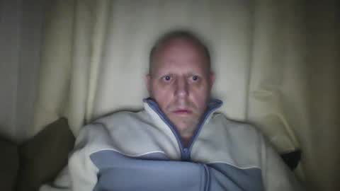 Snapshot of kona_blast chatting on December 25, 6:41 am Neil online show from December 25, 6:41 am
