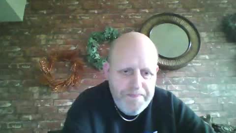 Snapshot of kona_blast chatting on December 25, 12:58 pm Neil online show from December 25, 12:58 pm