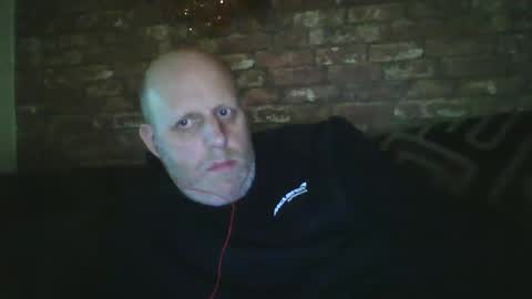Snapshot of kona_blast chatting on December 26, 6:33 pm Neil online show from December 26, 6:33 pm