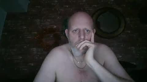 Snapshot of kona_blast chatting on December 28, 6:08 pm Neil online show from December 28, 6:08 pm