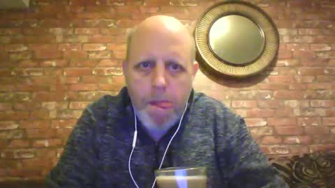 Snapshot of kona_blast chatting on January 5, 12:21 pm Neil online show from January 5, 12:21 pm