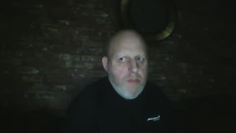 Snapshot of kona_blast chatting on January 6, 8:18 pm Neil online show from January 6, 8:18 pm