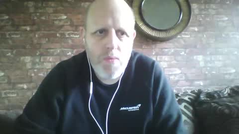 Snapshot of kona_blast chatting on January 7, 2:51 pm Neil online show from January 7, 2:51 pm