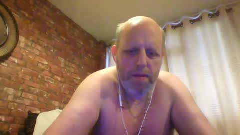 Snapshot of kona_blast chatting on January 26, 1:04 pm Neil online show from January 26, 1:04 pm