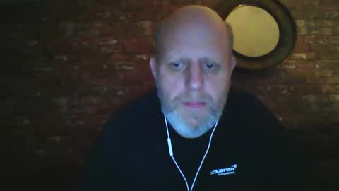 Snapshot of kona_blast chatting on February 1, 8:16 pm Neil online show from February 1, 8:16 pm