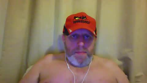 Snapshot of kona_blast chatting on February 8, 11:55 pm Neil online show from February 8, 11:55 pm